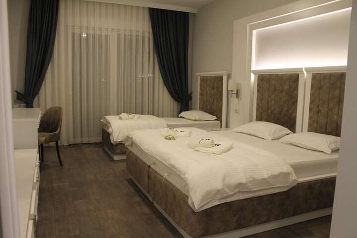 Room 18 of 65