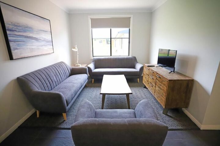 Room 49 of 83