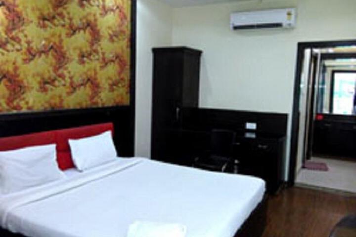 Hotel Tanya Palace
