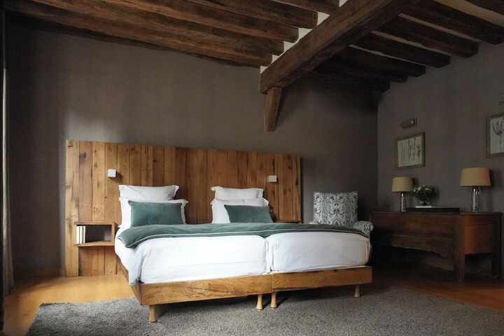 Room 13 of 63