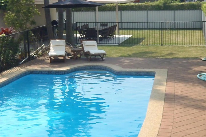 Pool 33 of 35