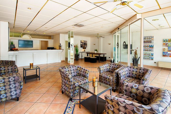 Hotel Lobby