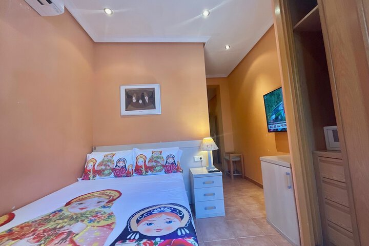 Room 19 of 38