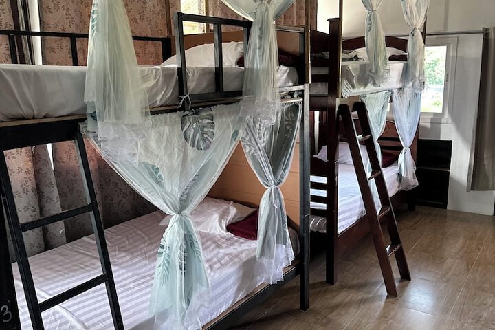 Room 12 of 37