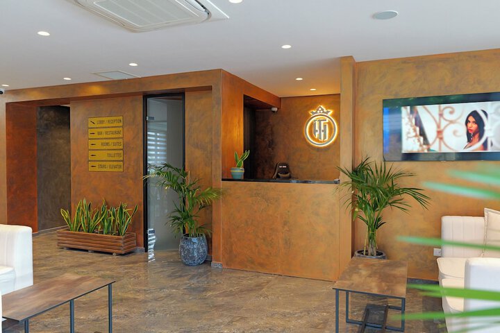Hotel Interior 11 of 171