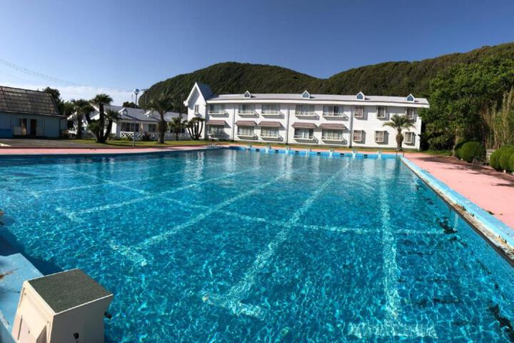 Palm beach resort hotel