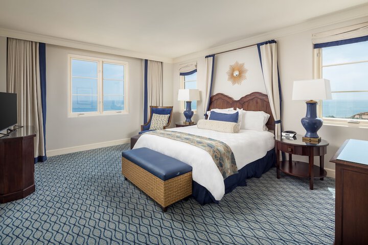 Room 26 of 146