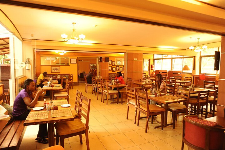 Dining 57 of 69