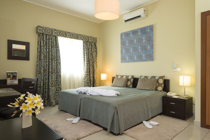 Room 4 of 56