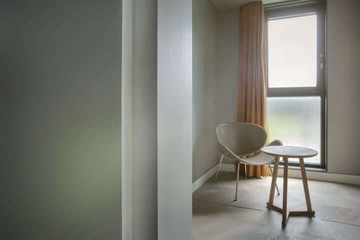 Room 15 of 34