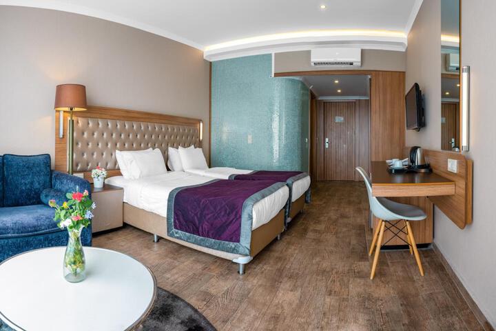 Room 19 of 61