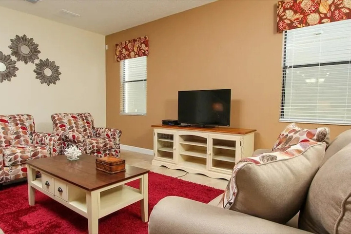 Room 3 of 19