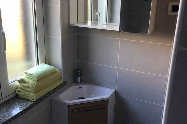 Room 14 of 19
