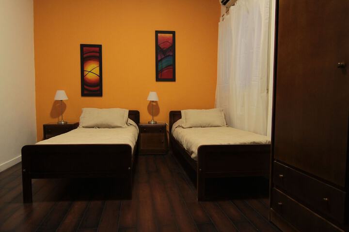 Room 9 of 27
