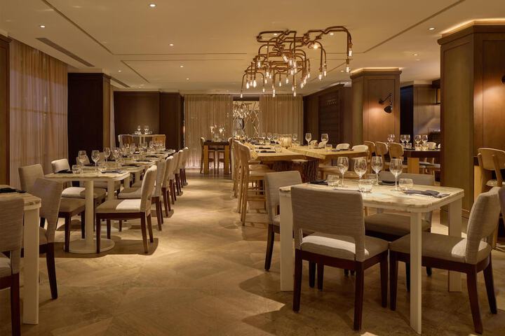 Dining 91 of 117