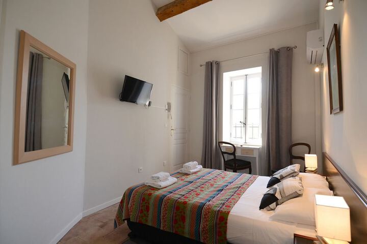 Room 16 of 61