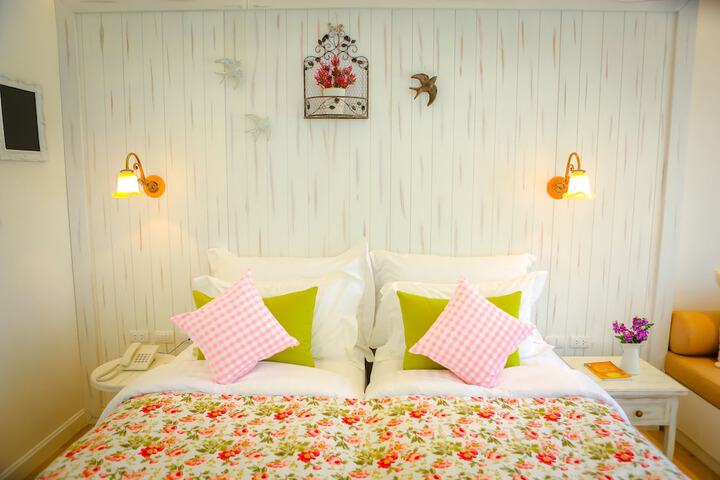 Room 13 of 116