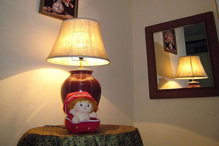 Room 8 of 13
