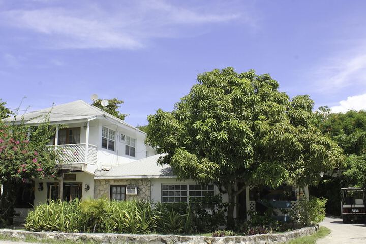 Hotel 84 of 84