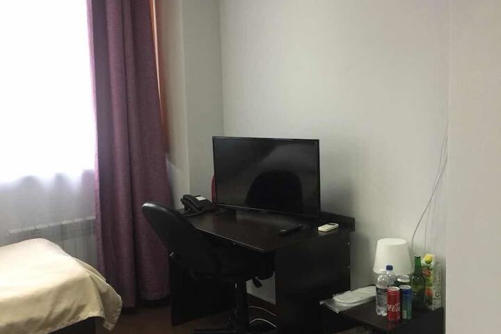 Room 8 of 26