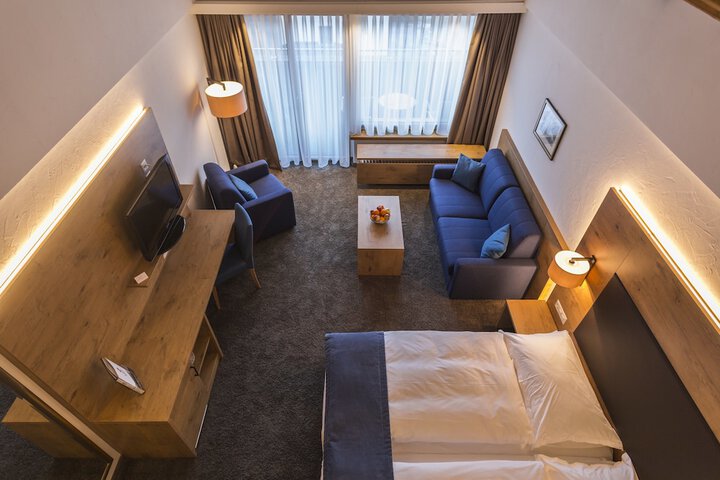 Room 14 of 71