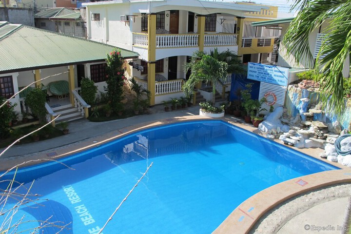 Pool 45 of 65