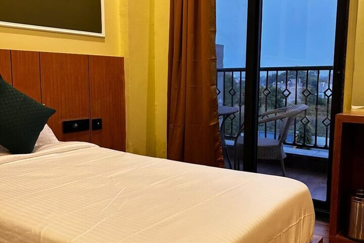 Room 46 of 78