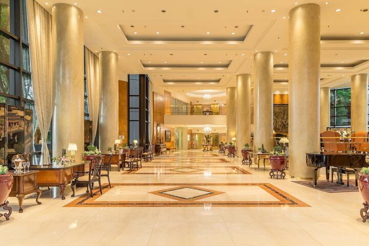 Lobby Photos