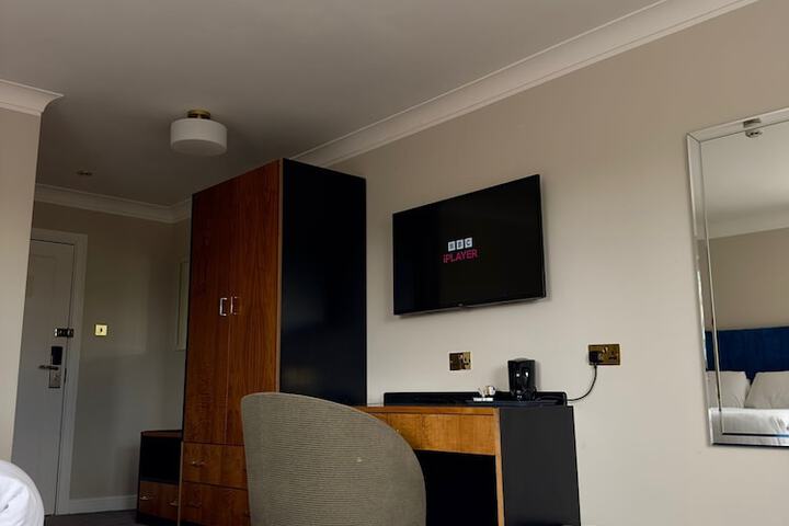 Room 18 of 59