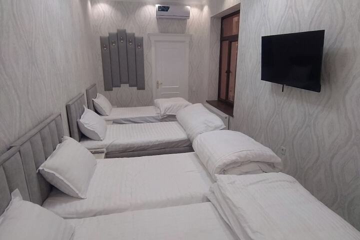 Room 15 of 72