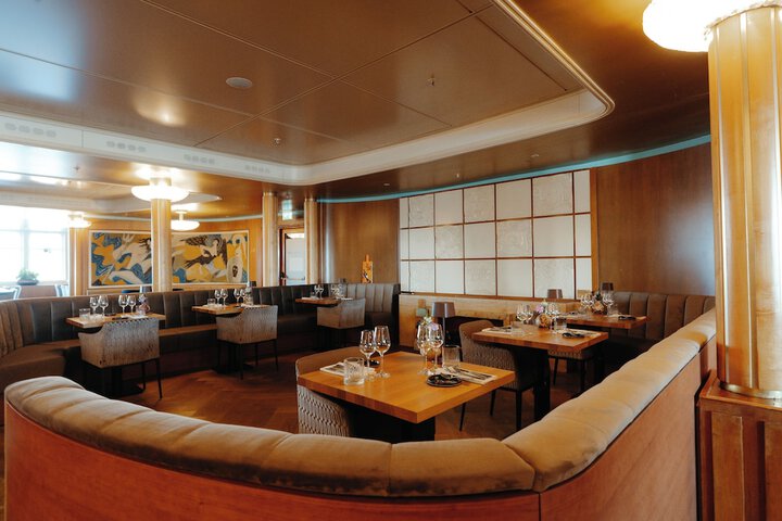 Dining 47 of 73