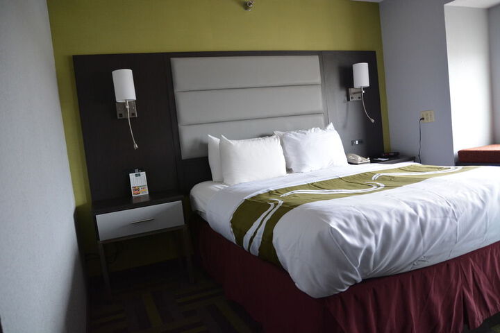 Room 21 of 50