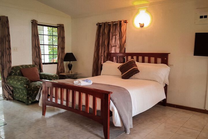 Room 44 of 46