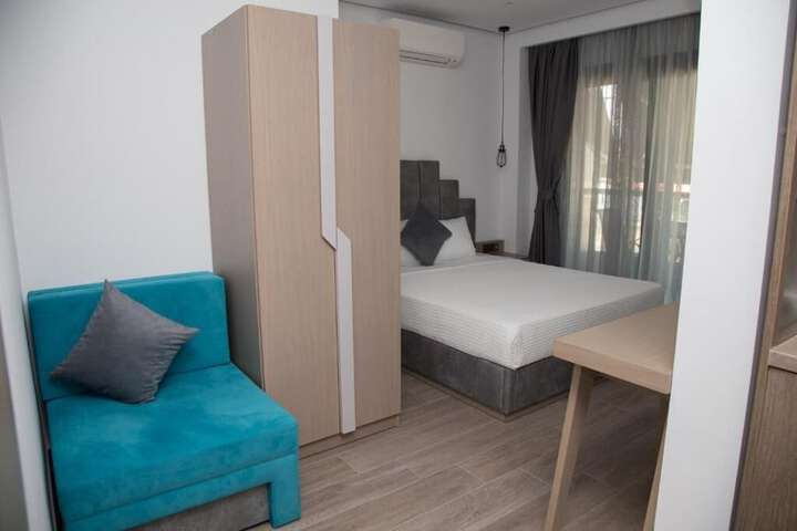 Room 21 of 52