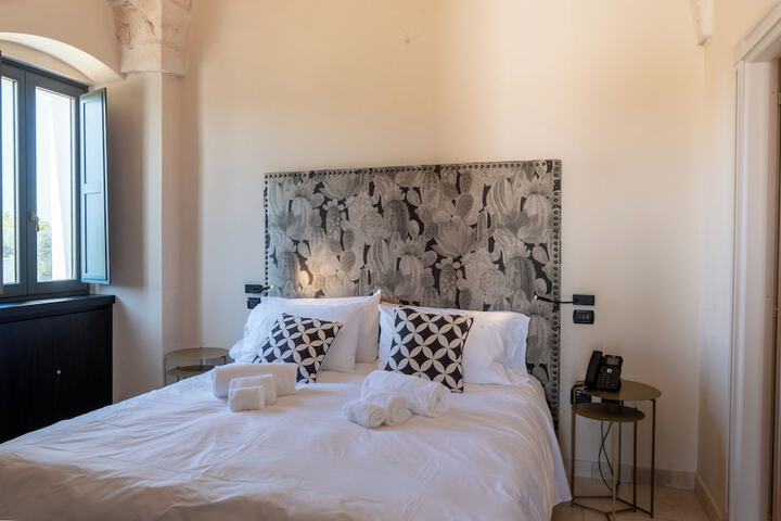 Room 42 of 92