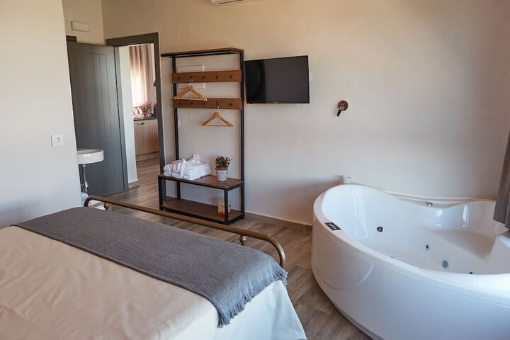 Room 8 of 45
