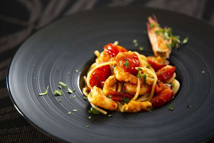 Dining 48 of 77