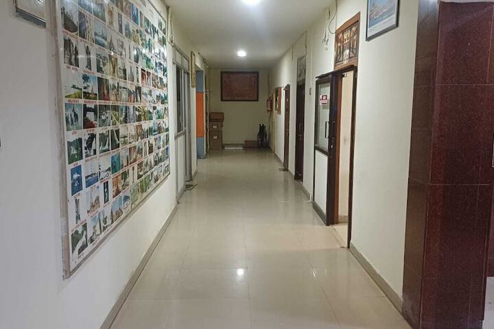 Hotel Interior 4 of 95