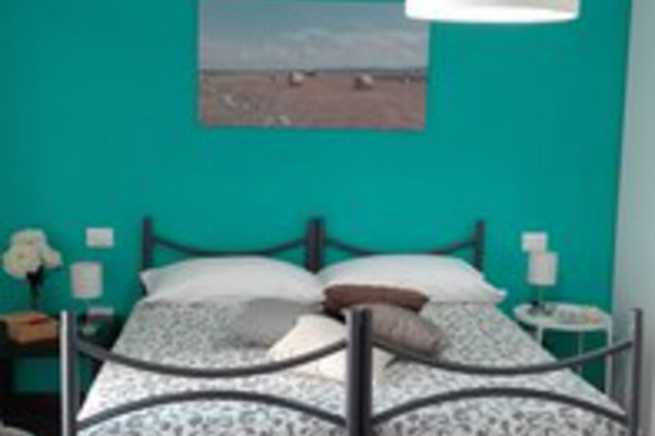 Room 21 of 24