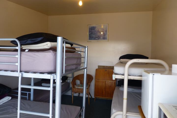 Room 2 of 39