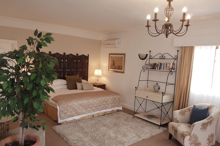 Room 6 of 61