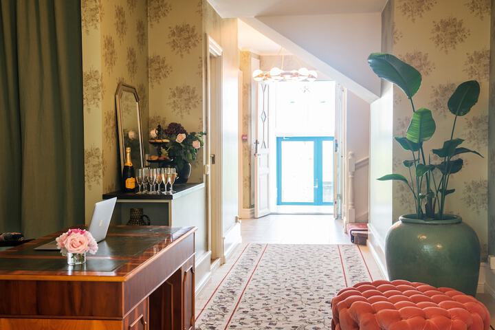 Hotel Interior 2 of 60