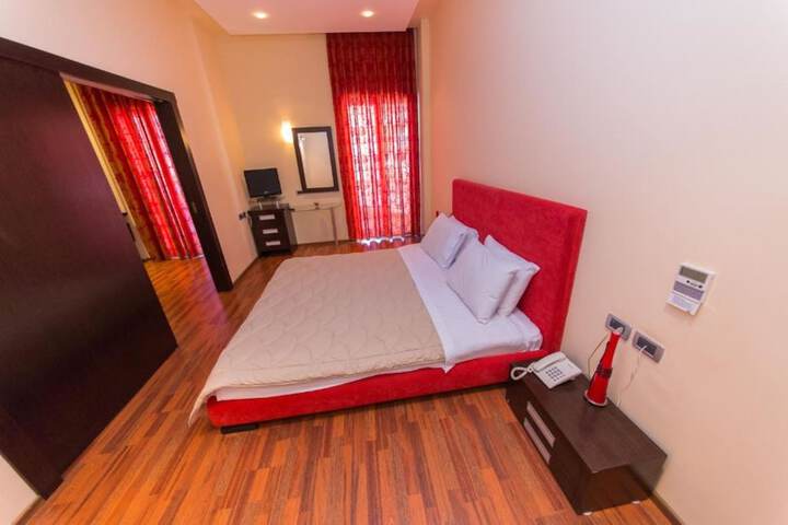 Room 21 of 71