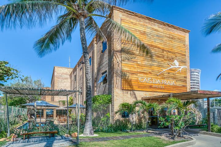 Cais da Praia Hotel