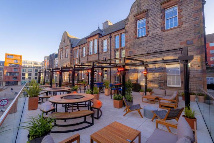 Terrace/Patio 24 of 25