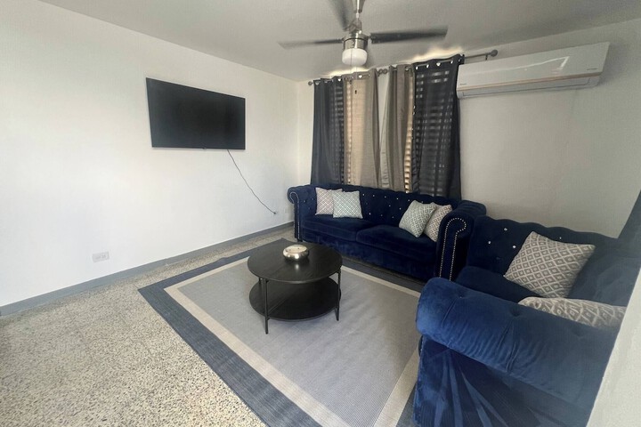 Room 6 of 20