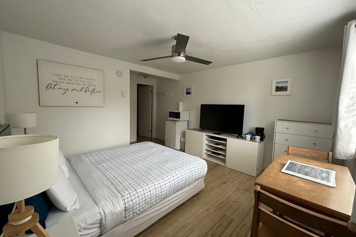 Room 17 of 155
