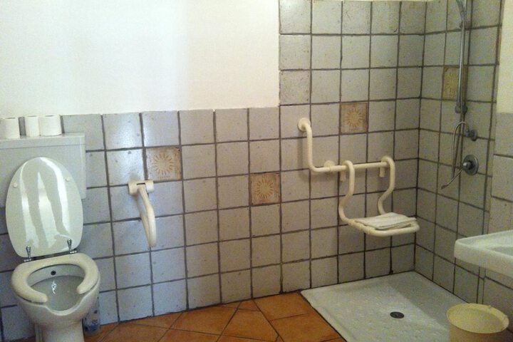 Room 14 of 15