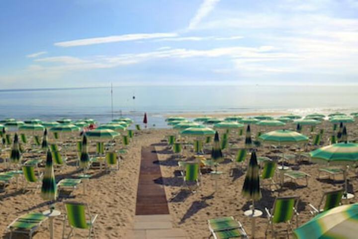 Beach 61 of 73