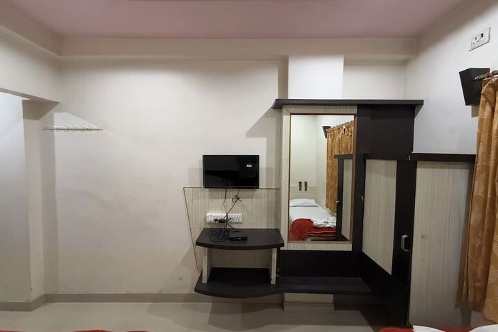 Room 47 of 72